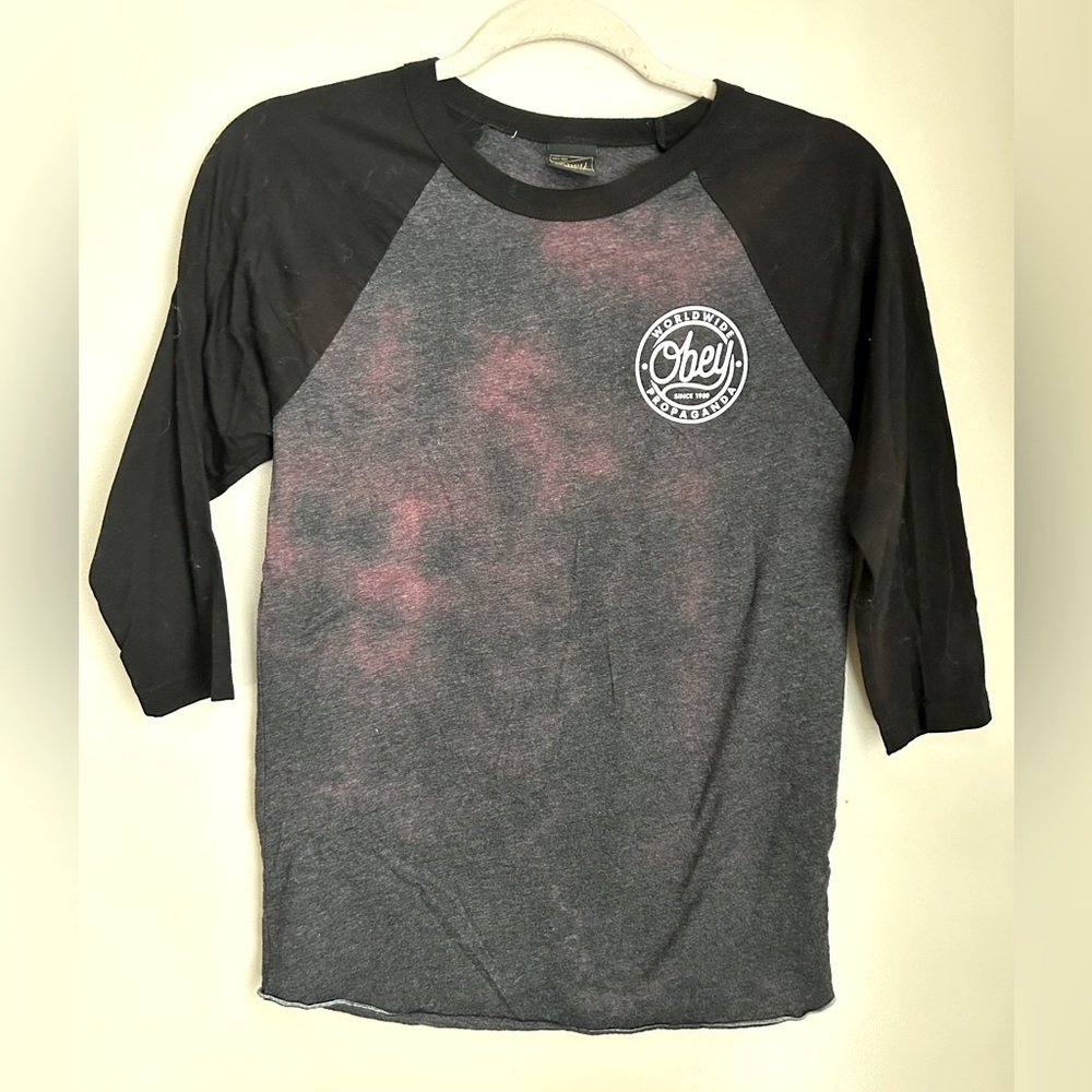 Obey black & Acid washed baseball tee